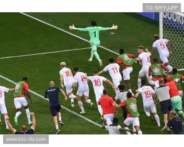 死亡之组首战告捷，开拓者爆冷占据先机