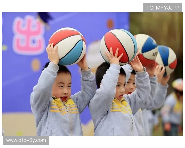 献县篮球季办萌娃篮球操，体育从娃娃抓起成共识