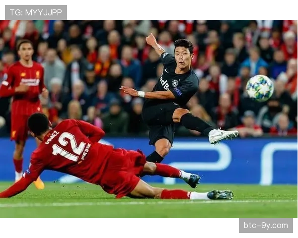 德甲联盟宣布3月起将在全部比赛中启用新一代“多角度智能回放”系统